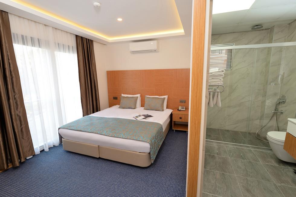 Saatli Hotel