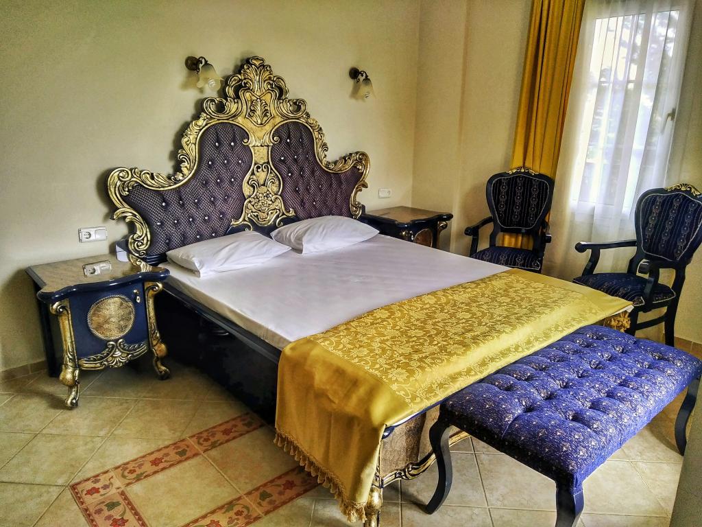 Cunda Uzun Apart Otel