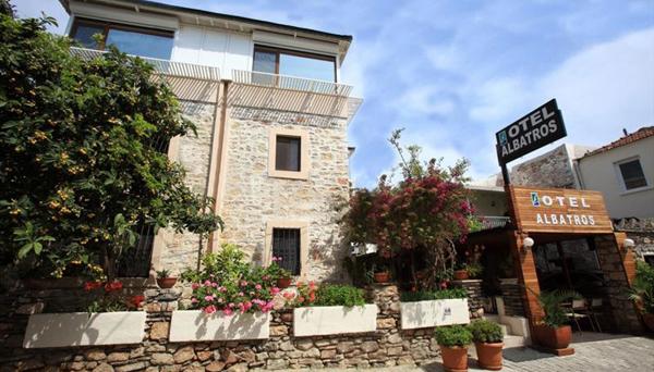 Albatros Hotel
