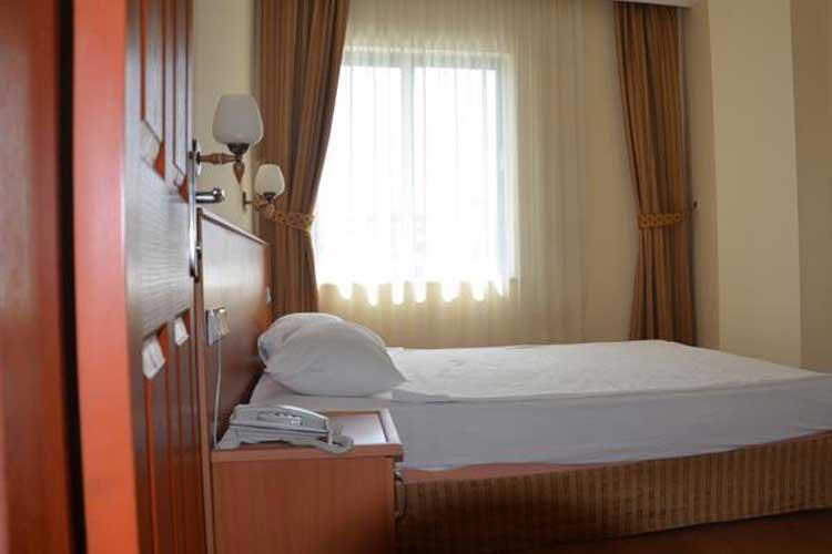 Çınar Family Suite Hotel