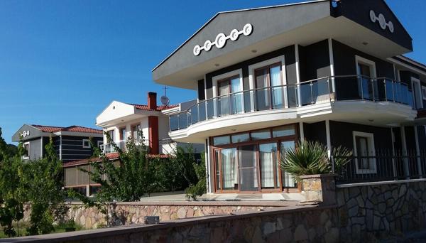 Ayvalık Çamlık Villaları
