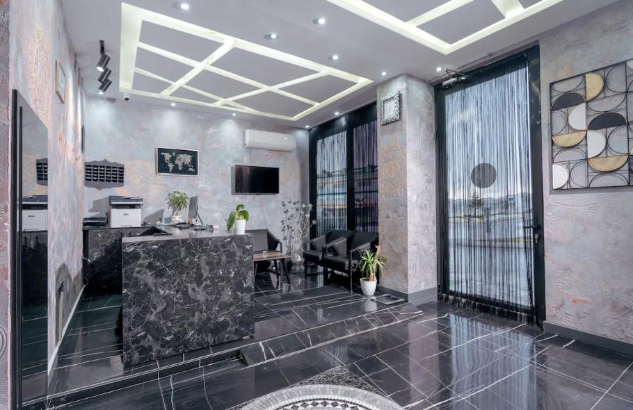 Melanj Airport Hotel