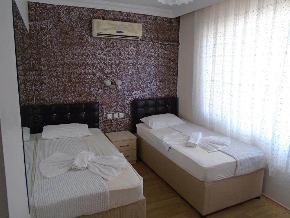Toros Hotel