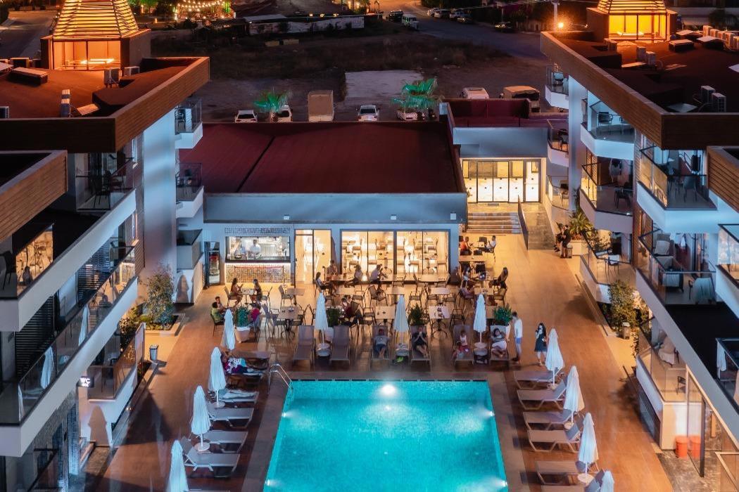 Side Amour Hotel