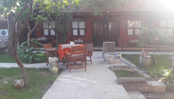 Antonios Motel