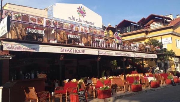 Multi Culti Hotel