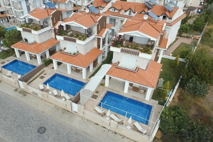 Lighthouse Lydia Villas