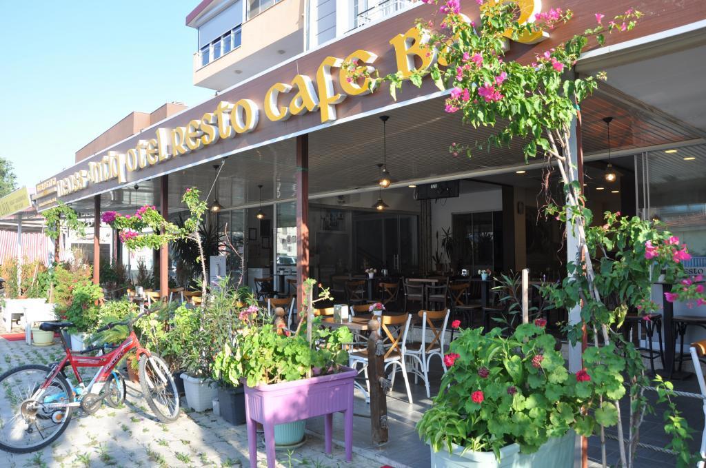 Neoss Boutique Hotel
