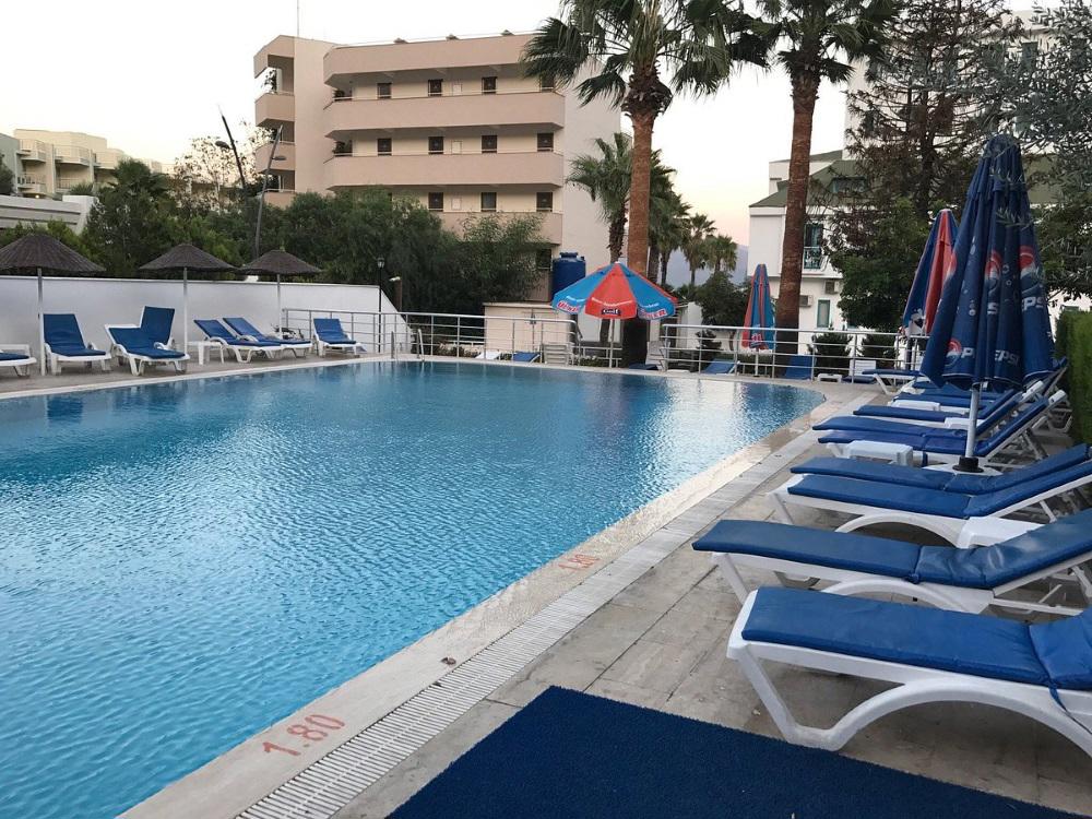 Adler Hotel