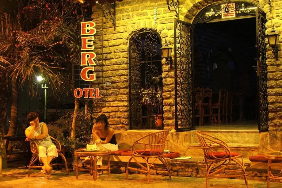 Berg Otel
