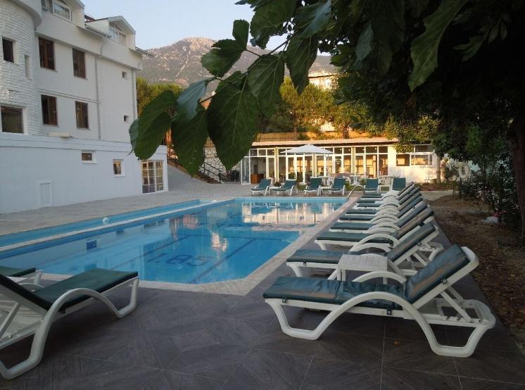 Pine Forest Hotel