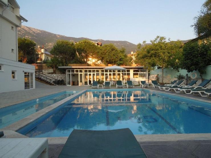 Pine Forest Hotel
