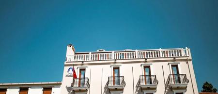 Menendi Otel