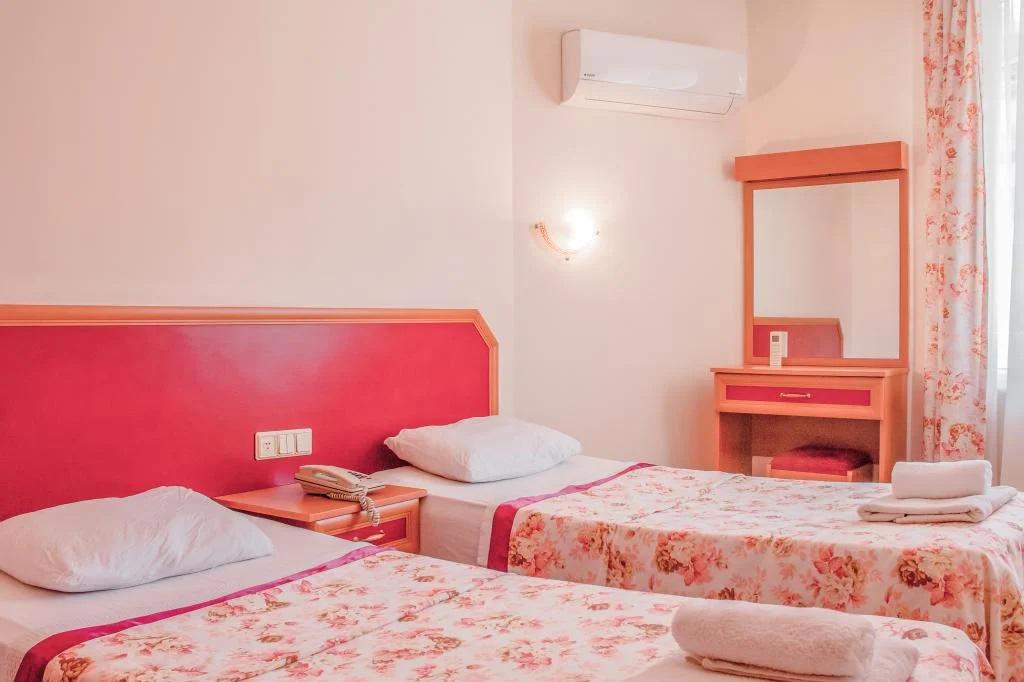 Bella Rose Suit Hotel