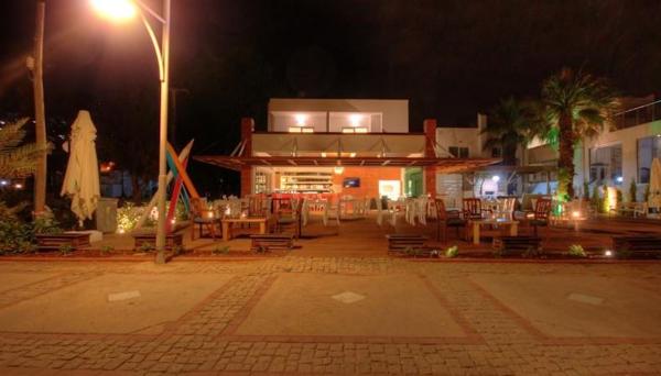 Meggs Otel & Beach Restaurant