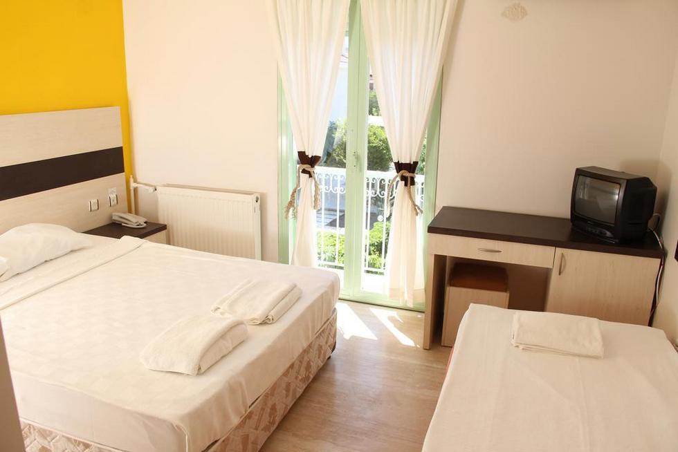 R+ Hostel