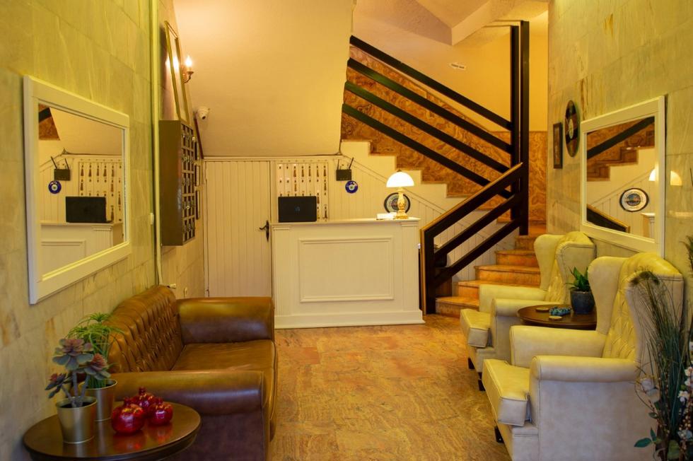 Cesurlar Otel