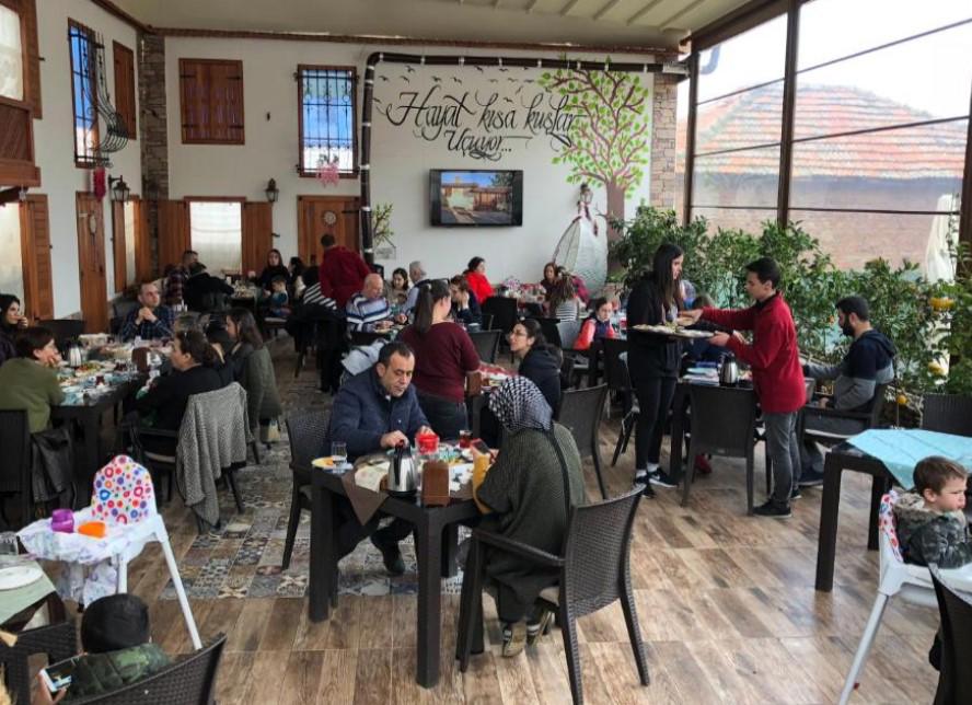 Birgi Doktorun Yeri Stone Hotel