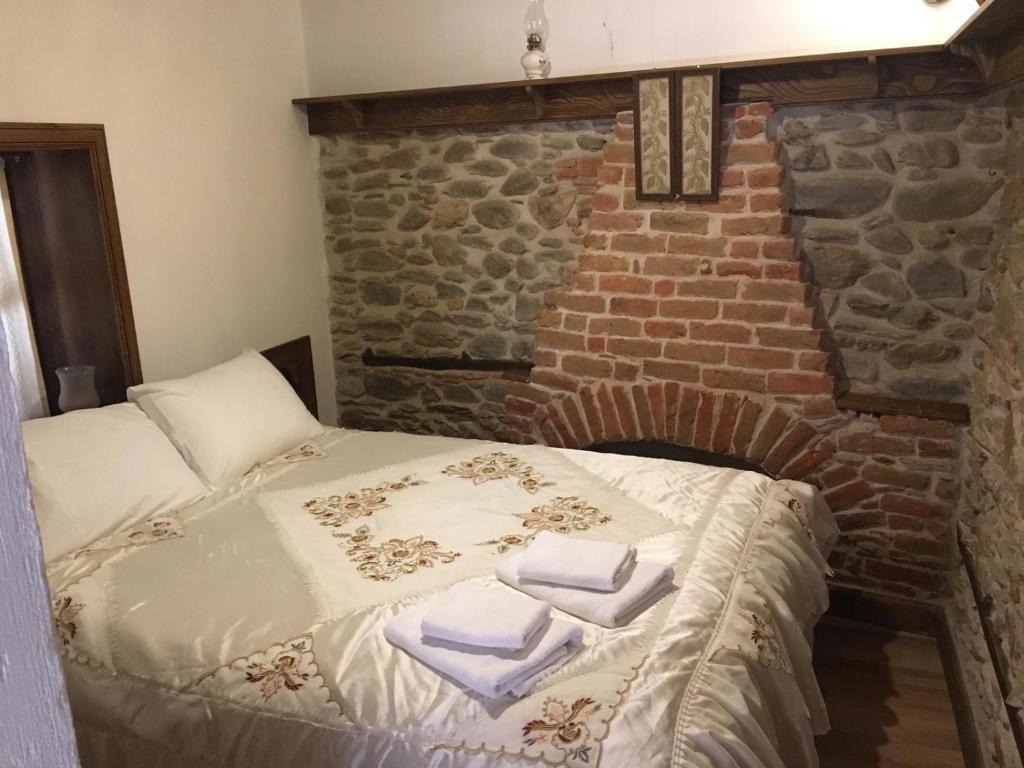 Birgi Doktorun Yeri Stone Hotel