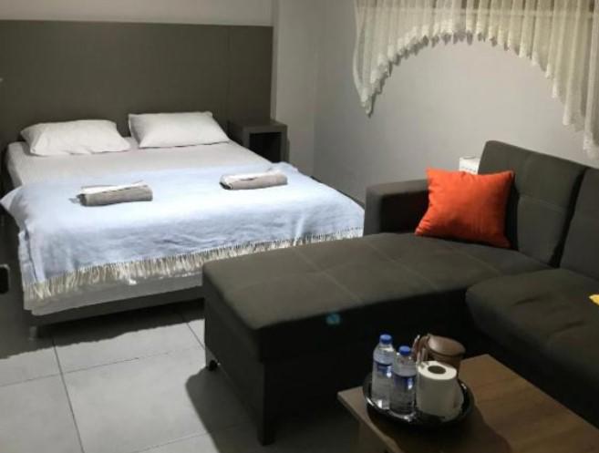 Zirkon Suit Hostel