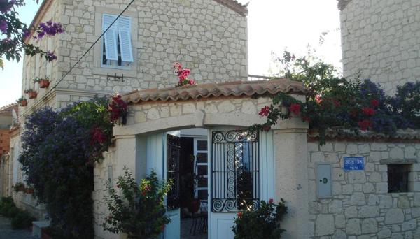 Alaçatı Incirliev Otel