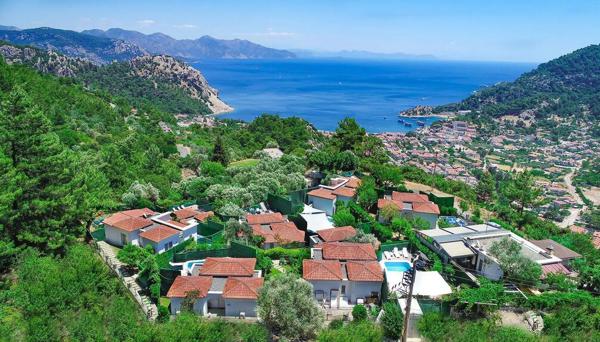 Alya Piynar Villa Hotel