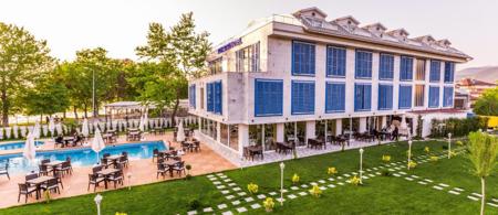 Limnades Hotel