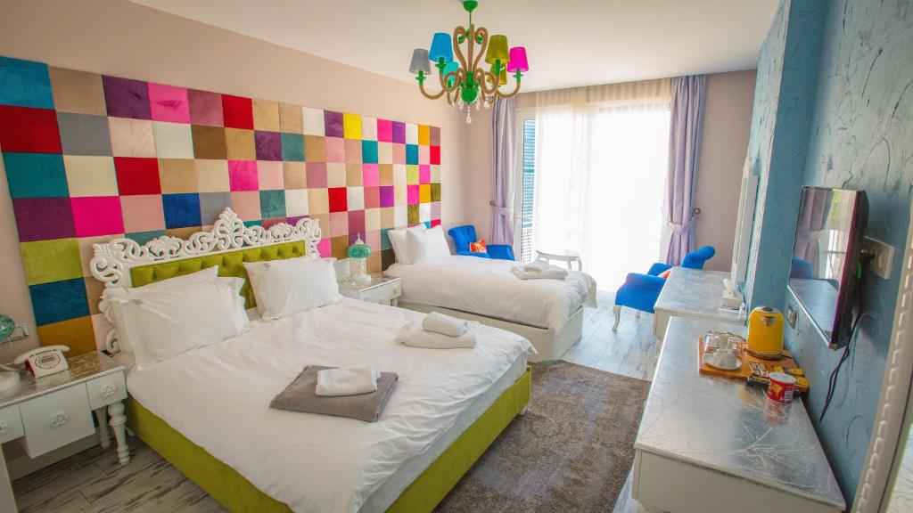 Limnades Hotel
