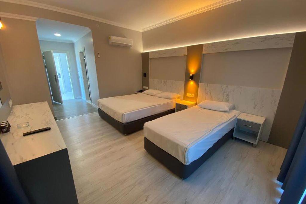 Silver Hotel