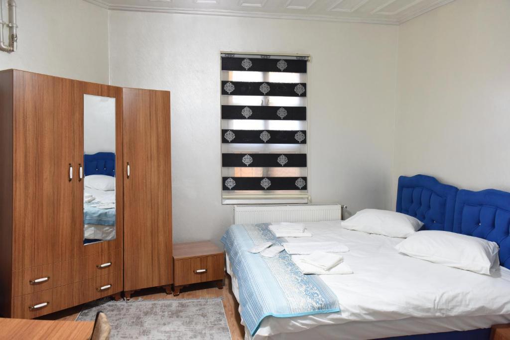 Öz Butik Otel Myrleia Antik Kent