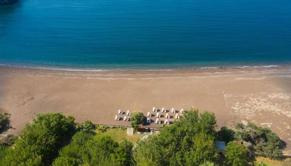 Eden Bungalows & Beach