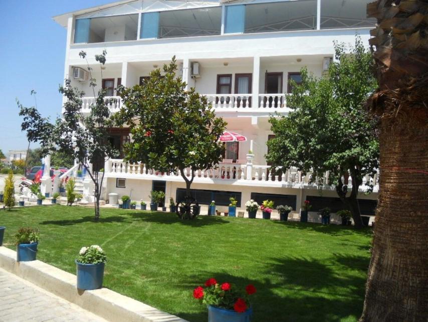 Keramos Boutique Hotel