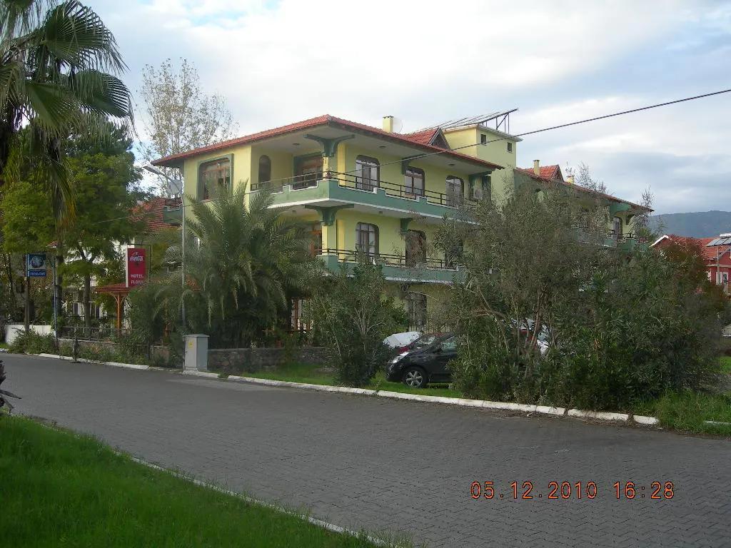 Flora Hotel