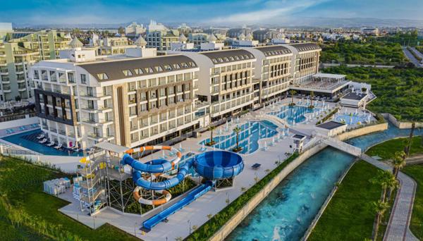 Diamond De Luxe Hotel & Spa