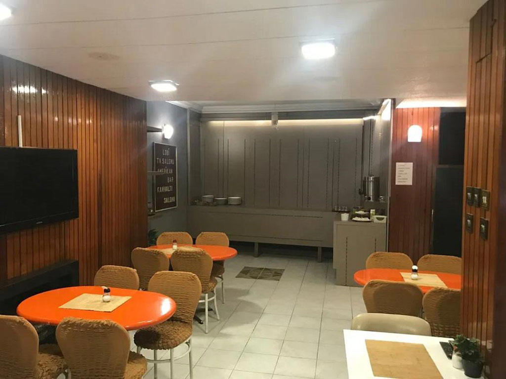 Mola Otel