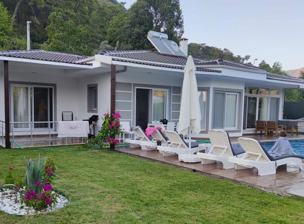 Begon Villa