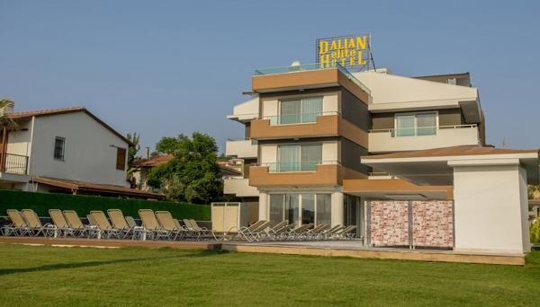 Dalian Elite Hotel