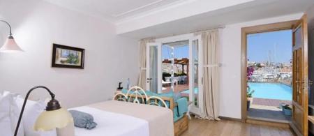 Çeşme Marina Konukevi