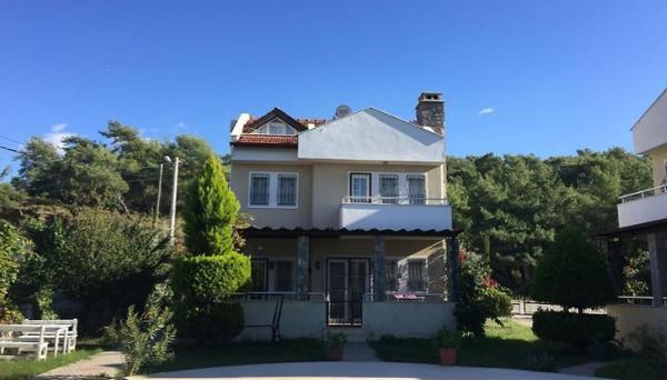 Yanar Villas
