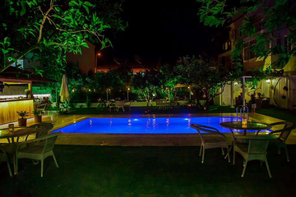 Grandma's Garden Hotel