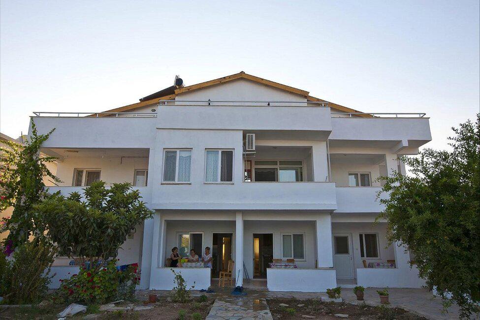 Iskandil Apart