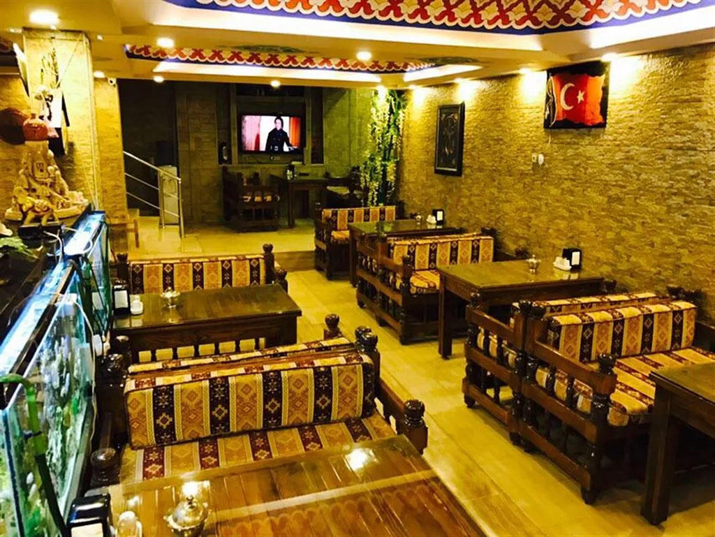 Ahranis Hotel