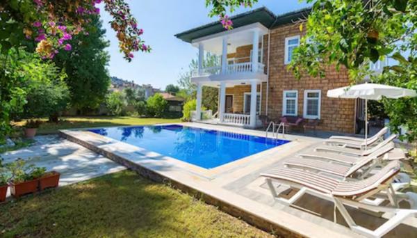 Villa Akinci