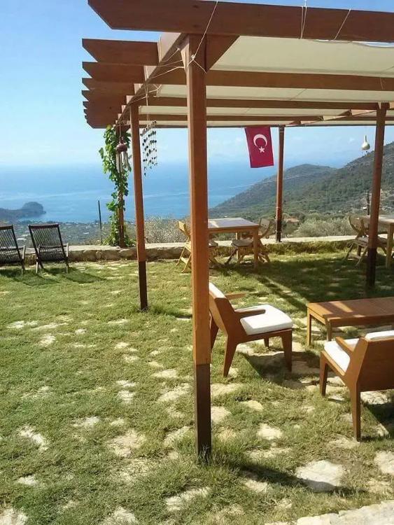 Tsira Taş Otel