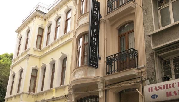 Castle Franco Suites