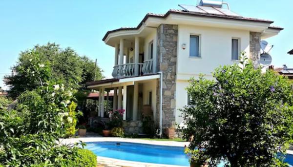 Villa Dağ Manzarası