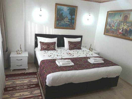 Golden Life Apart Hotel