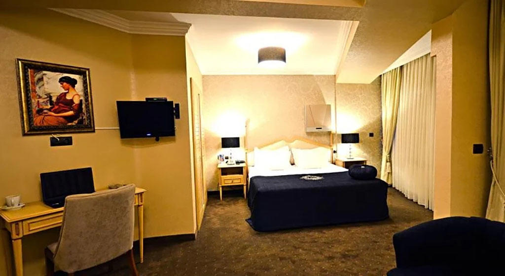 Ada Life Otel
