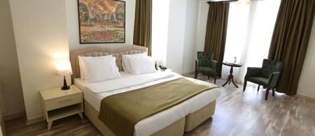 Alpha Suit Otel