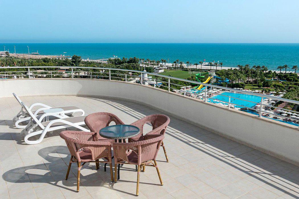 Miracle Resort Hotel